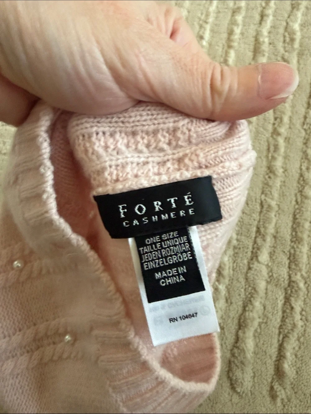 Forte cashmere beanie hat pink pearl